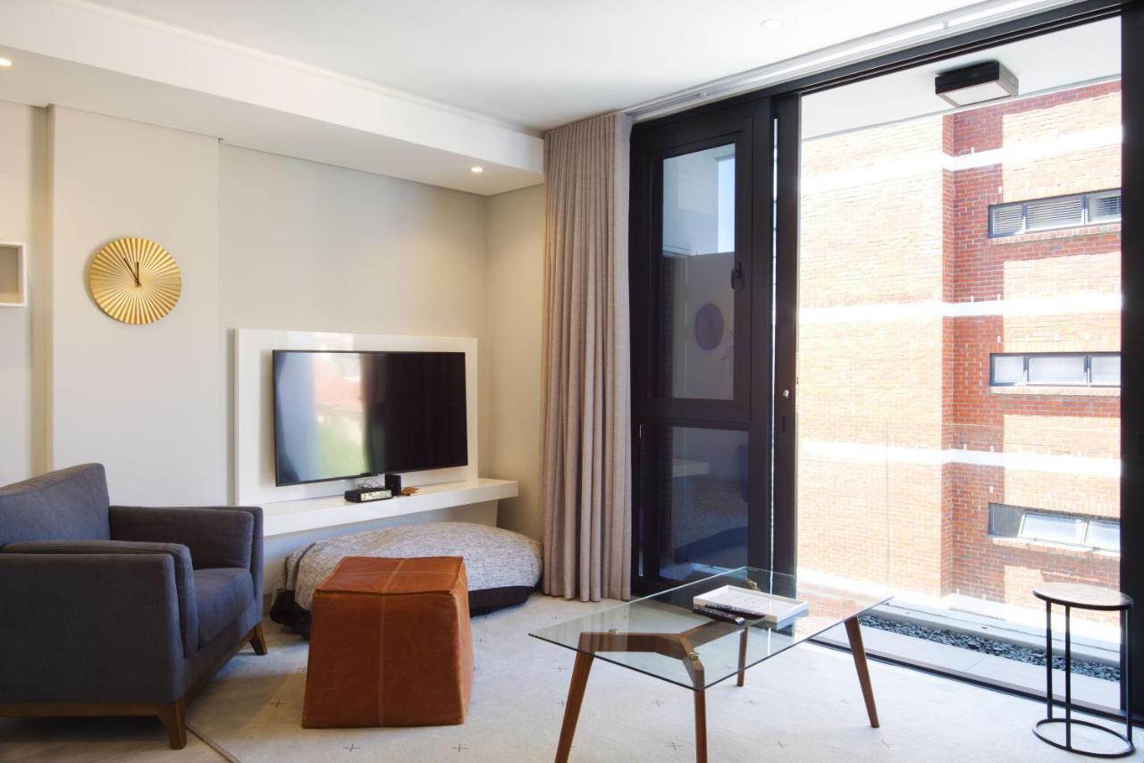 35 On Main By Stay In Luxury Kaapstad Buitenkant foto