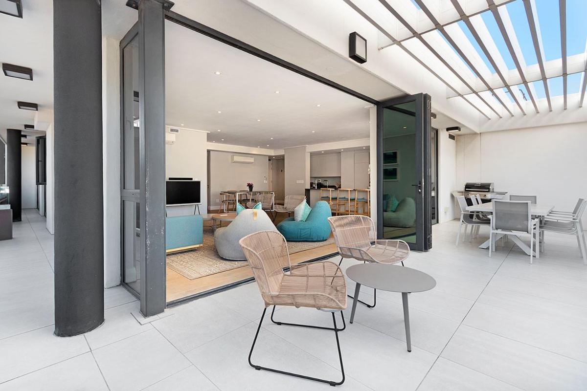 35 On Main By Stay In Luxury Kaapstad Buitenkant foto
