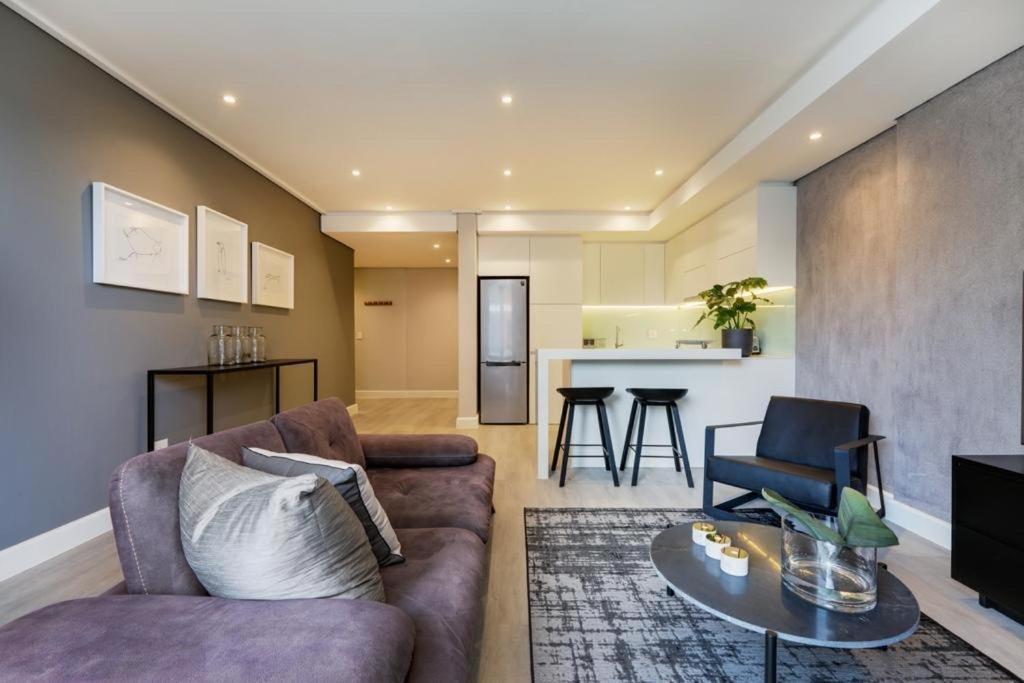 35 On Main By Stay In Luxury Kaapstad Buitenkant foto